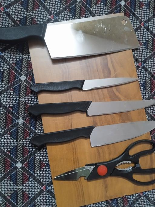 Chopping Board with Knife Set